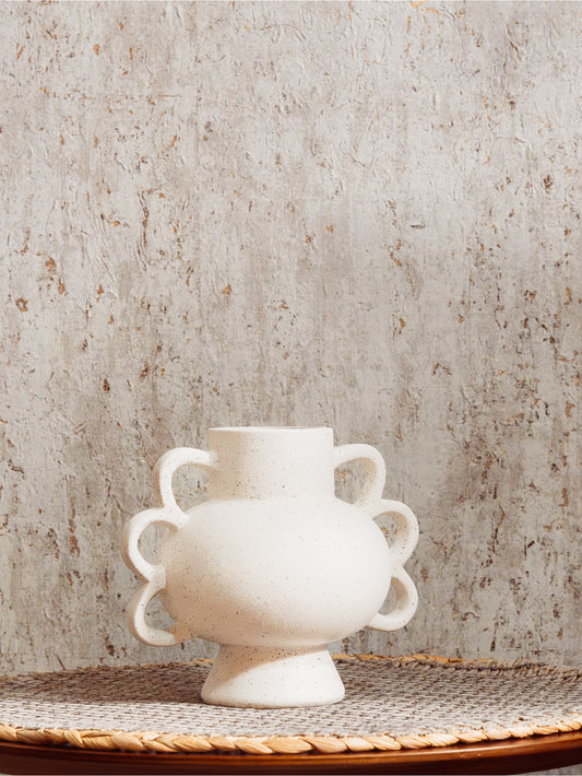Olivia Vase In Organic Clay